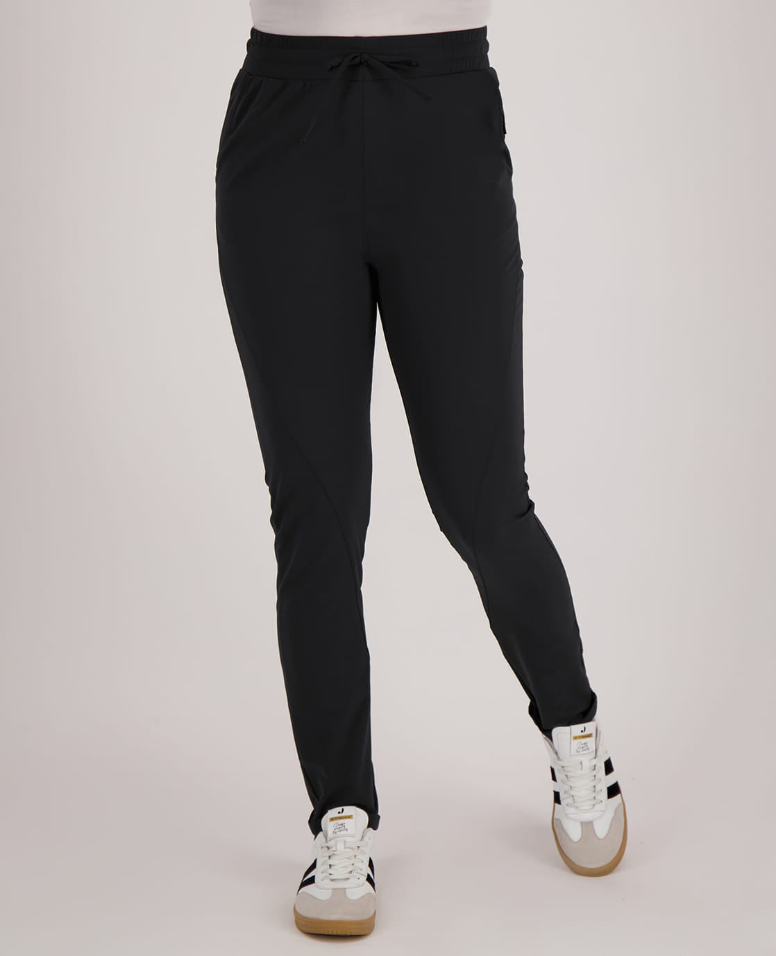 Je m'appelle Broeken Pant Regular Travel ++ | Zwart