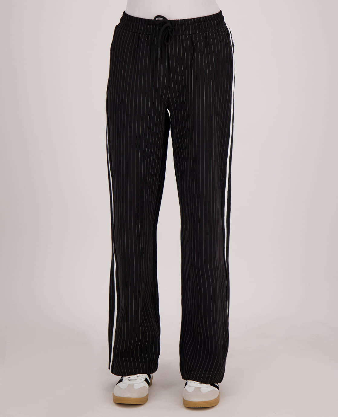 Je m'appelle Broeken Zwart/Porselein wit / XS Pant Straight Pinstripe | Zwart/Porselein wit