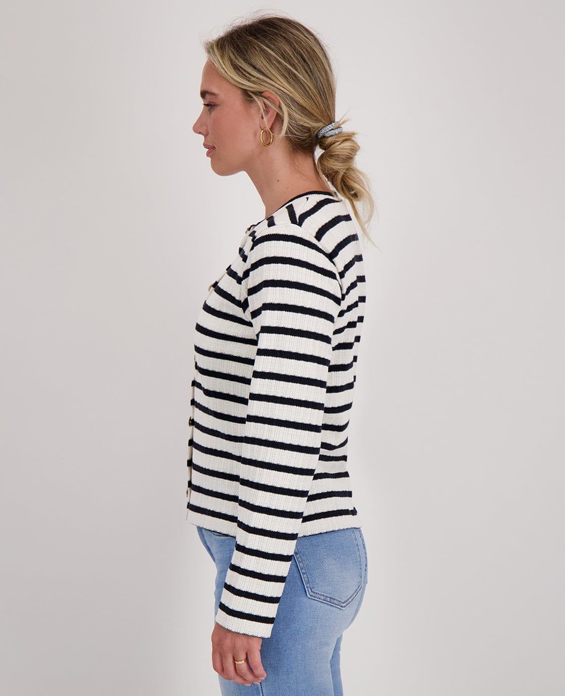Je m'appelle Vesten Cardigan Knitted | Ecru / Midnight Blue