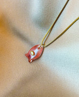 Je m'appelle Accessoires Goud / Roze / One Size Necklace Fish Charm | Goud / Roze