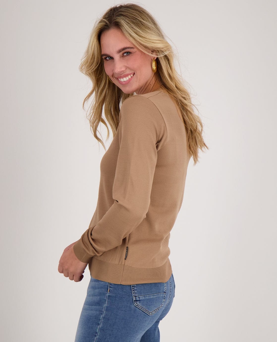 Je m'appelle Tops Top Esmay | Light Toffee