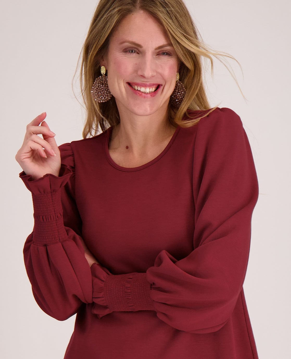 Je m'appelle Tops Top Miná | Ruby Red