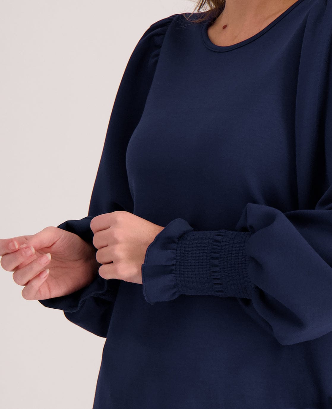 Je m'appelle Tops Top Miná | Indigo Blue