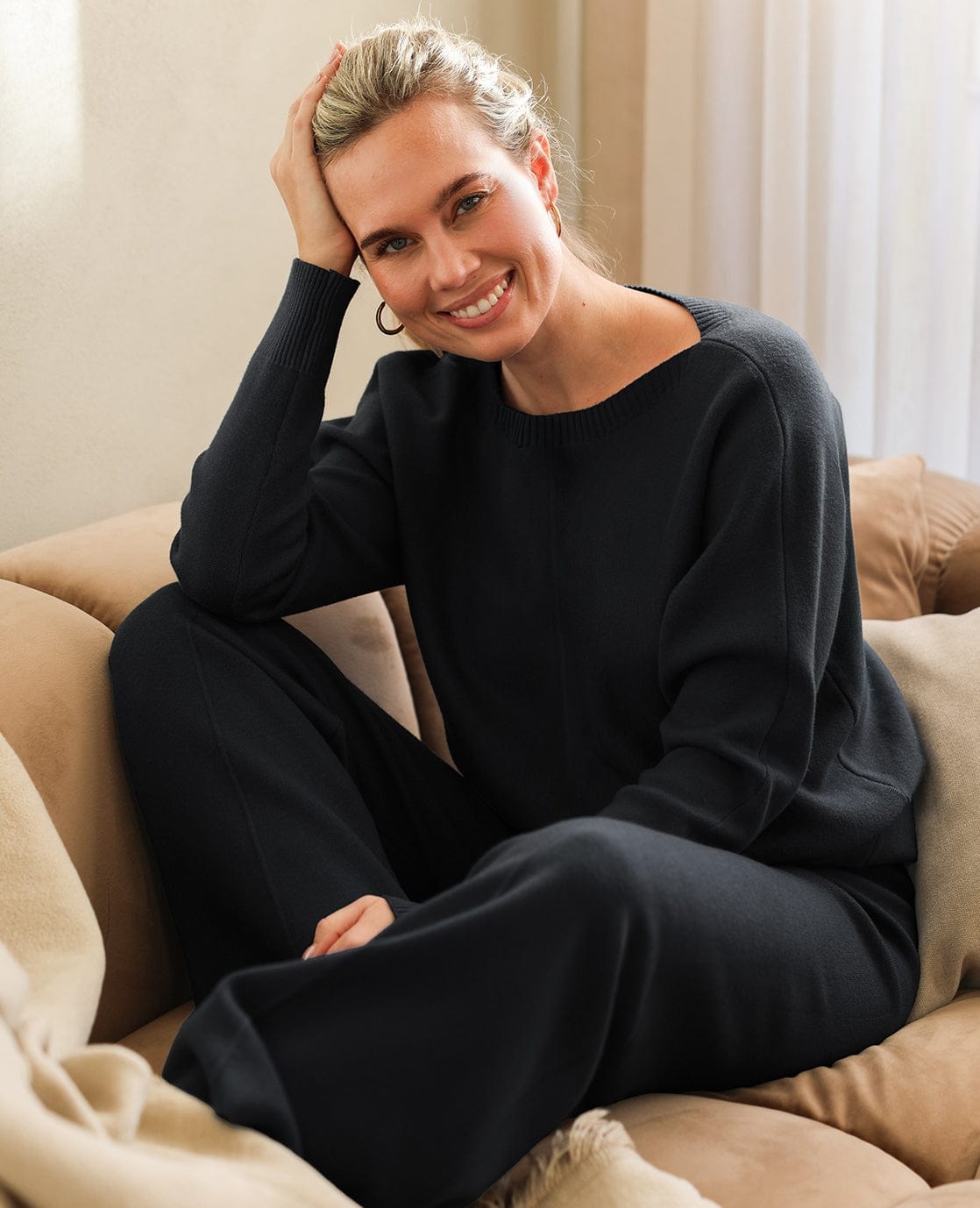 Pull Cosy Seam | Zwart