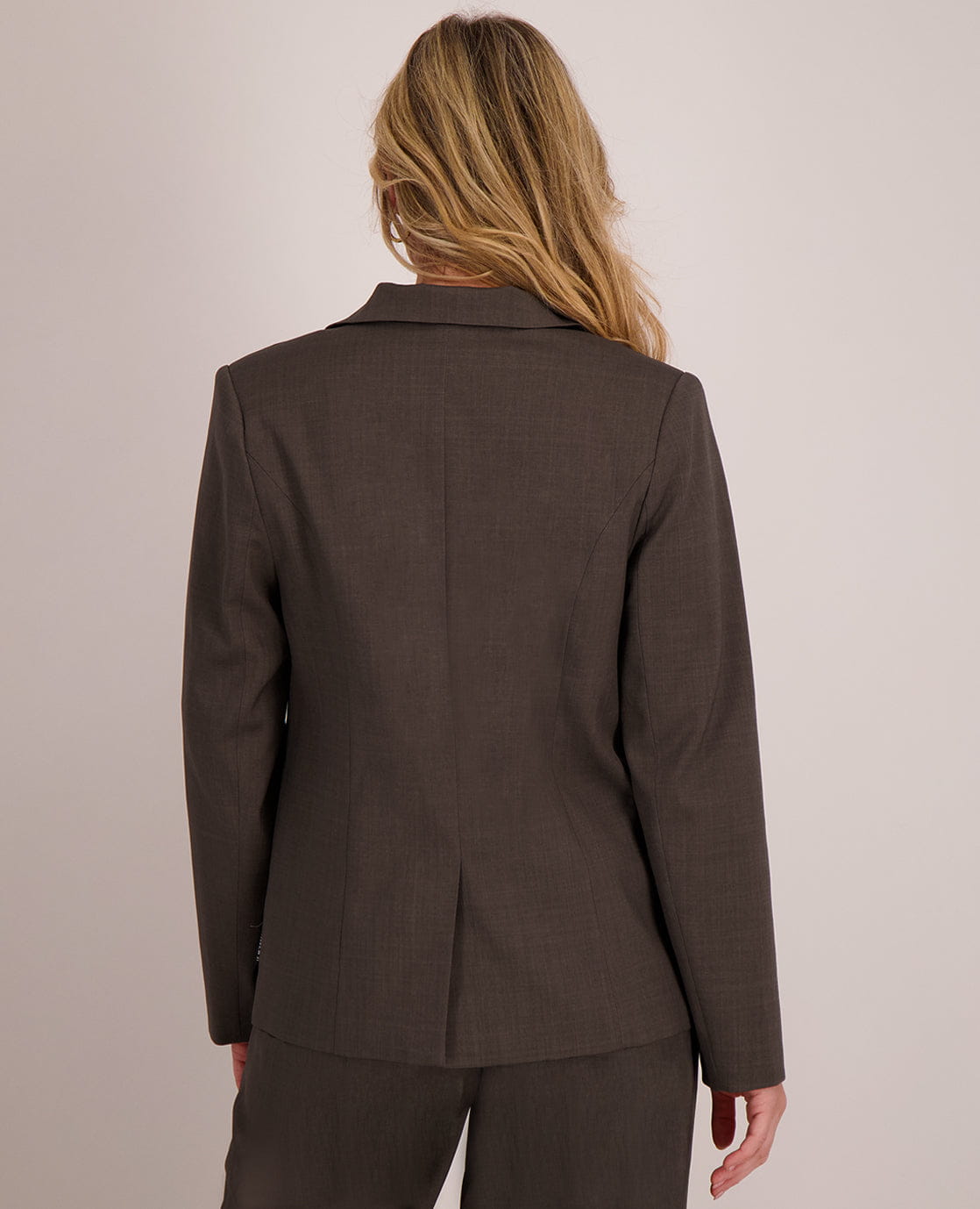 Je m'appelle Jassen Blazer Lima | Ash Brown