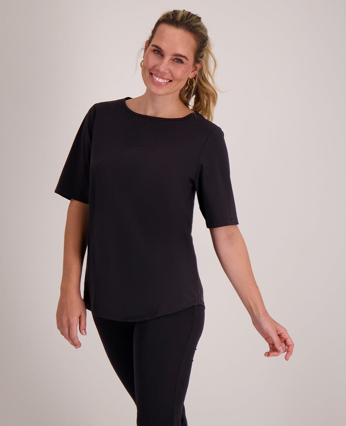 Je m'appelle Tops Zwart / XS Tee Loose | Zwart