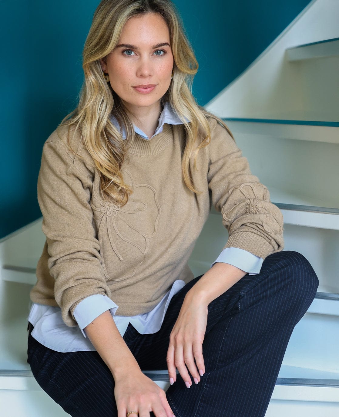 Je m'appelle Tops Camel / S/M Pull Flowers | Camel