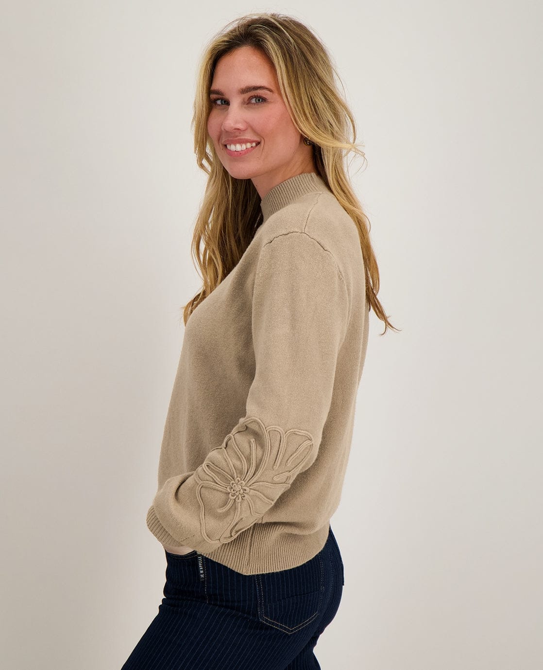 Je m'appelle Tops Pull Flowers | Camel
