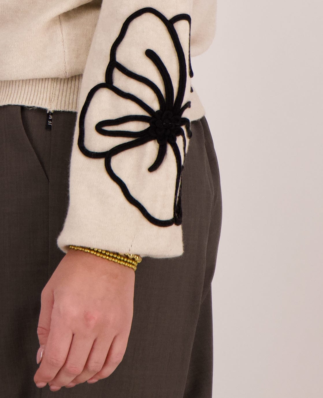 Je m'appelle Tops Pull Flowers | Dark Greige Melange / Black