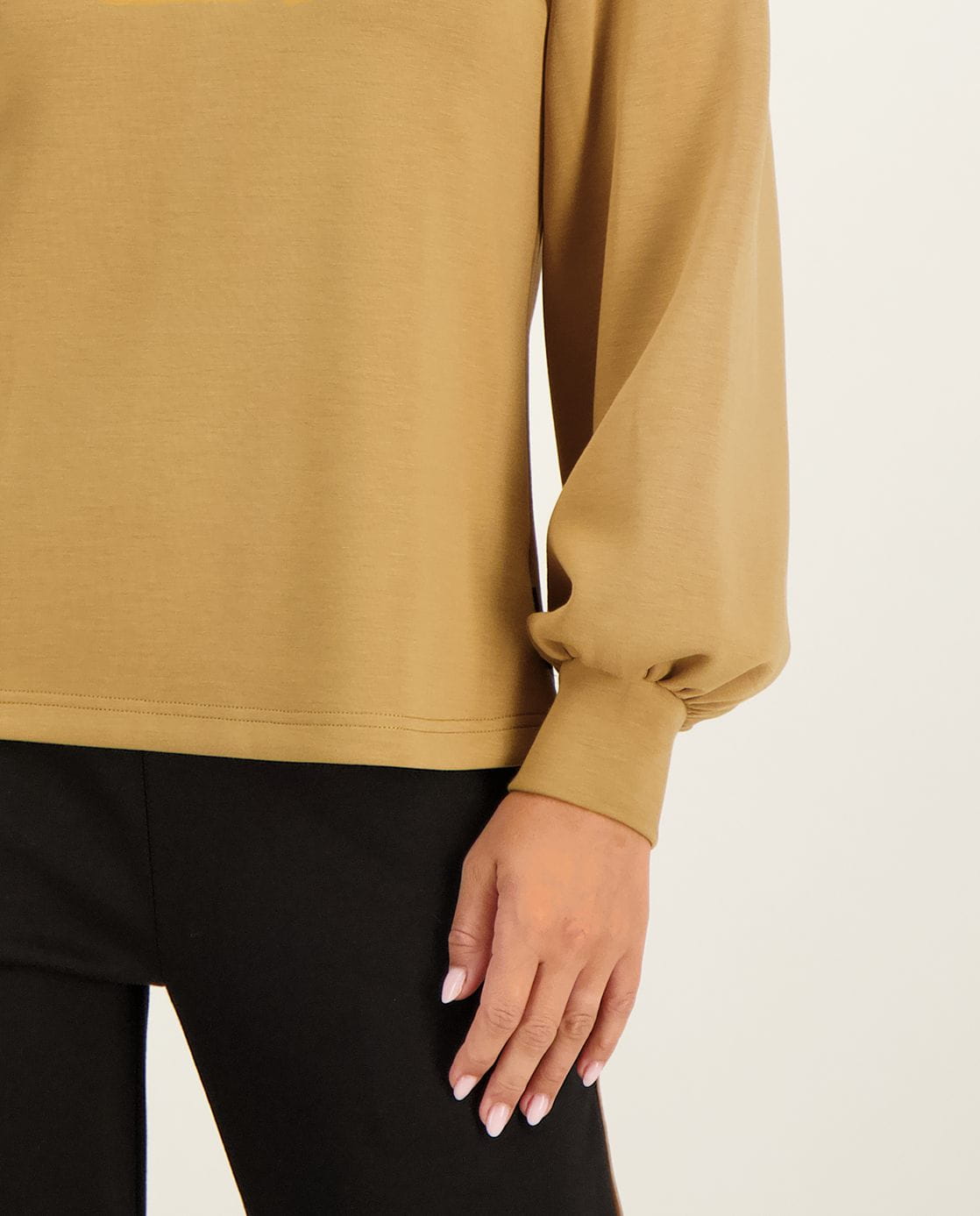 Je m'appelle Tops Top Kiki | Golden Camel