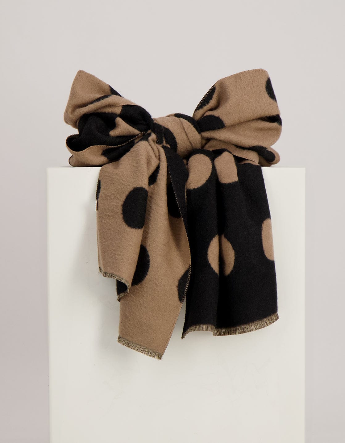 Je m'appelle Accessoires Zwart / Beige / One Size Sjaal | Zwart / Beige