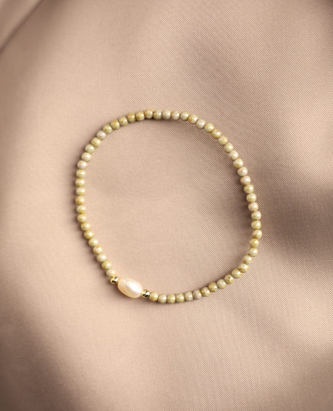 Je m'appelle Accessoires Light Olive / One Size Bracelet Pearl | Light Olive