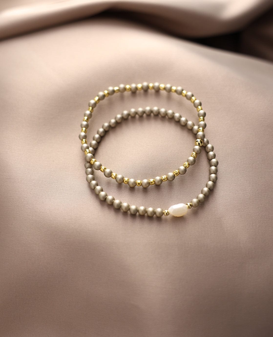 Je m'appelle Accessoires Warm Grey / Gold / One Size Bracelet | Warm Grey / Gold