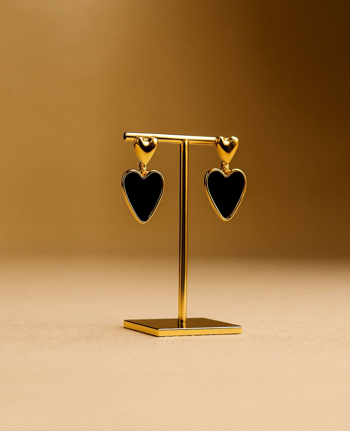 Je m'appelle Accessoires Goud / Zwart / One Size Earrings Hearts | Goud / Zwart