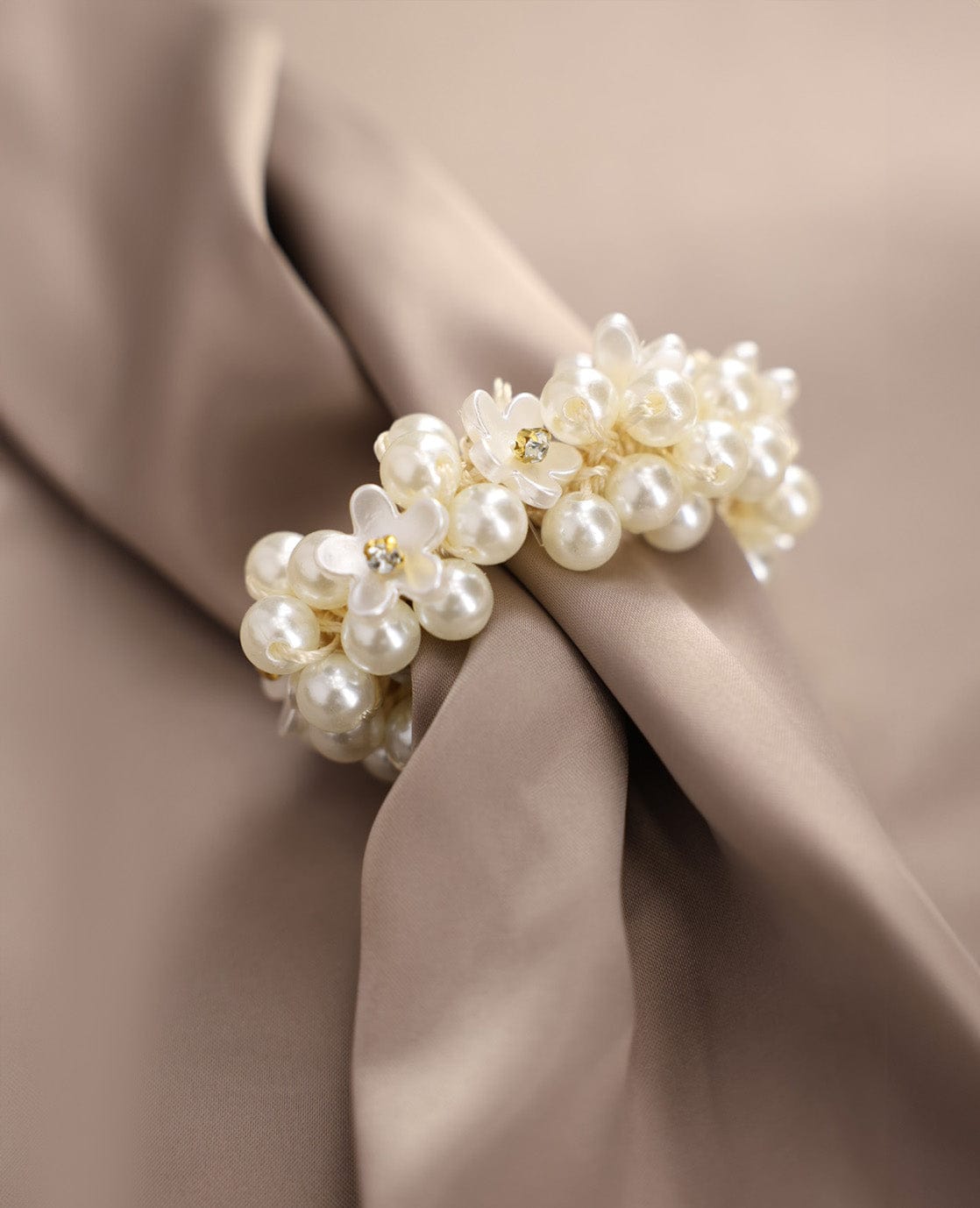 Je m'appelle Accessoires Pearl White / One Size Scrunchie | Pearl White