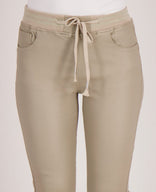 Je m'appelle Broeken Jogg Coated | Latte Macchiato