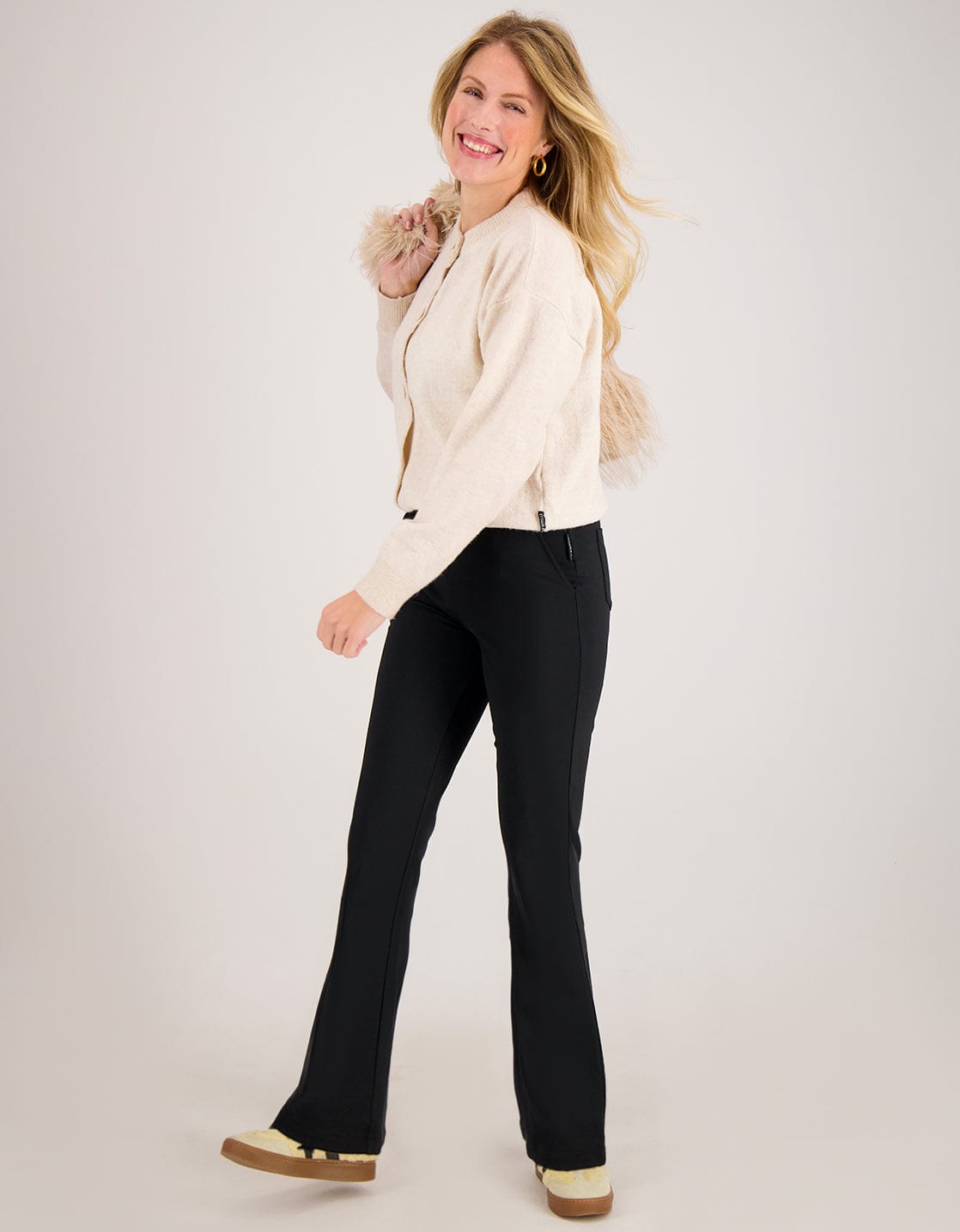 Je m'appelle Broeken Pant Isa Travel Brushed | Zwart