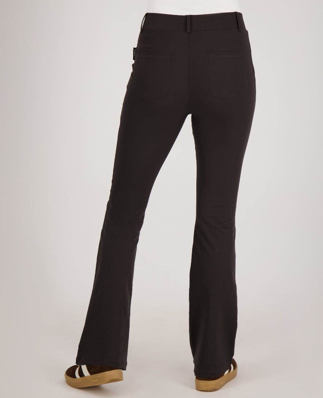 Je m'appelle Broeken Pant Isa Travel +++ | Coffee