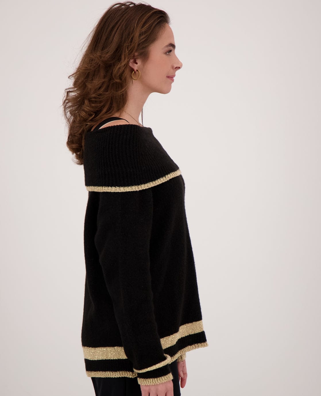 Je m'appelle Tops Pull Knitted | Black/Gold