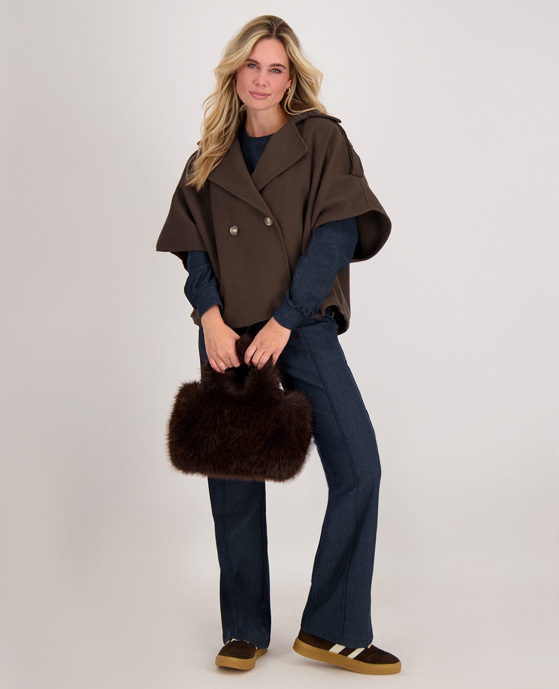 Je m'appelle Vesten Bruin / One Size Étole | Bruin